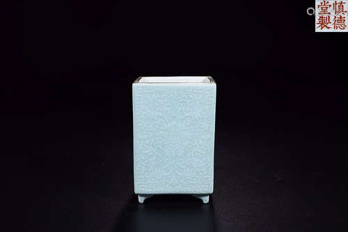 BLUE GLAZE SQUARE PEN HOLDER WITH MARK