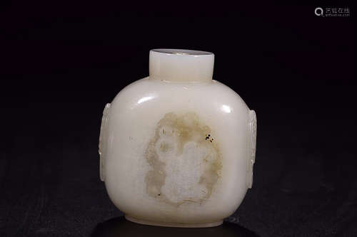 HETIAN JADE SNUFF BOTTLE