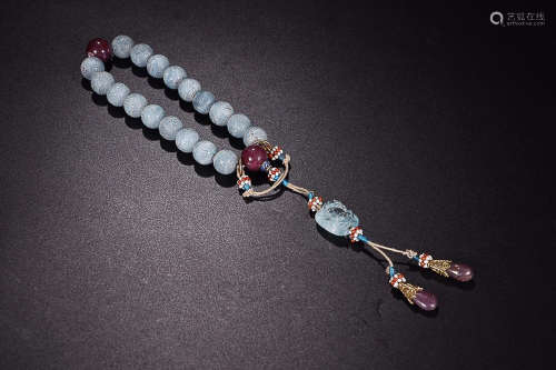 AQUAMARINE 18-BEAD HAND PIECE