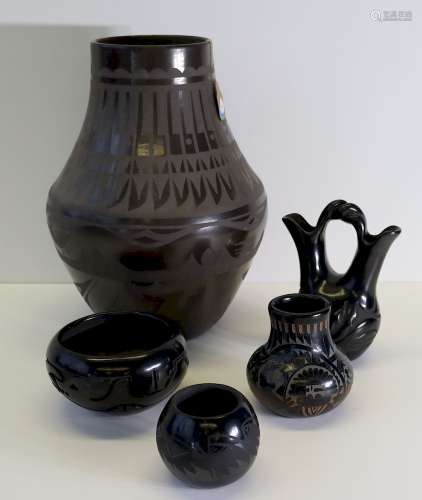 Carmelita Dunlap (U.S.A. 1925-1999) Blackware Jar
