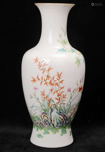 A Chinese Famille-Rose Porcelain Vase