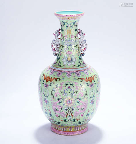 A Chinese Green Ground Famille-Rose Porcelain Vase