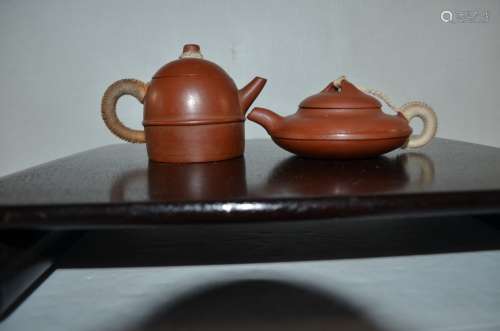 a pair Chinese antique purple teapot mark