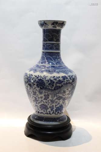 Chinese Blue and White Porcelain Vase