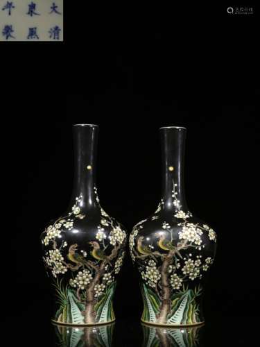 Pair of Chinese Black Glazed Porcelain Vases,Mark