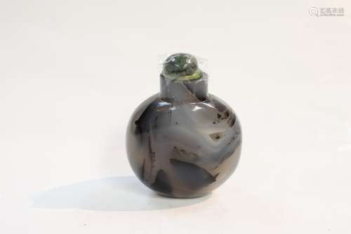 Chinese Agate Snuff Bottle