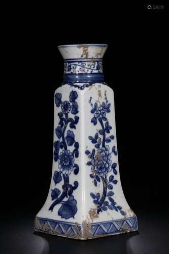 Qing Chinese Blue and White Porcelain Vase