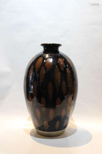 Chinese Porcelain Vase