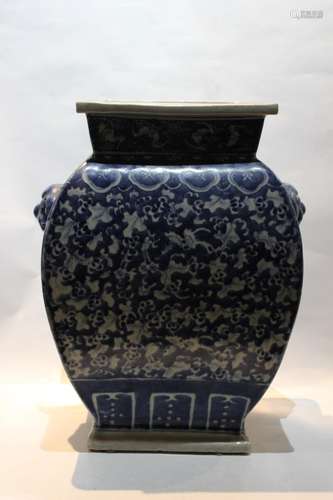 Chinese Blue and White Porcelain Vase