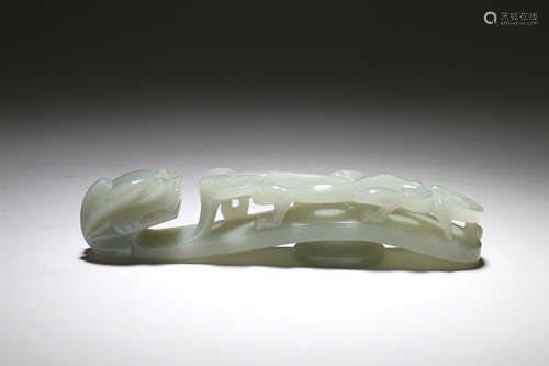 A Chinese Carved Jade Belt Buckle