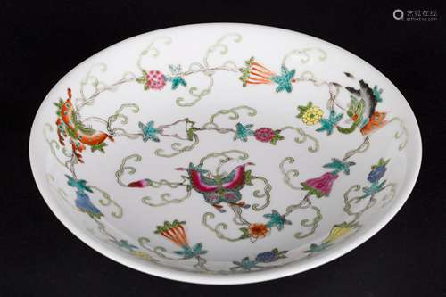 A Chinese Famille-Rose Porcelain Plate