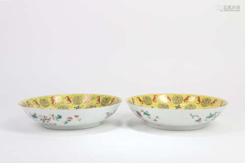 A Pair of Chinese Yellow Ground Famille-Rose Porcelain Plates