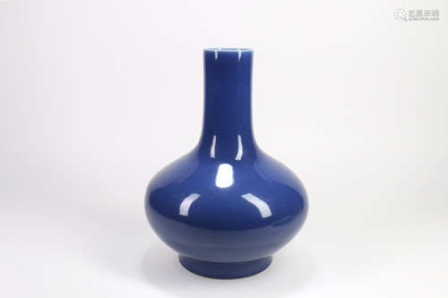 A Chinese Blue Glazed Porcelain Vase