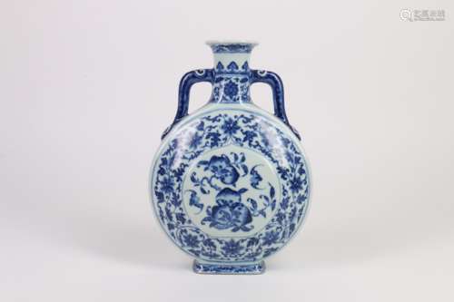 A Chinese Blue and White Porcelain Moon Flask