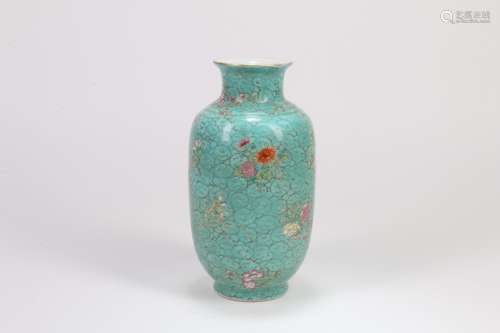 A Chinese Green Glazed Porcelain Vase