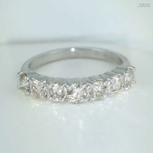 14 K/ 585 White Gold IGI Cert. 7 Solitaire Diamond Ring