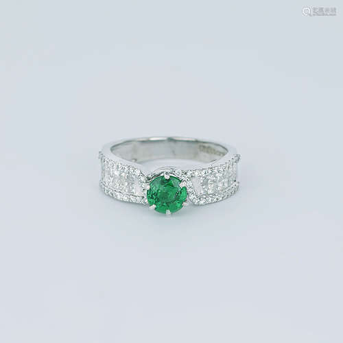 14 K / 585 White Gold Tsavorite Garnet & Diamond Ring