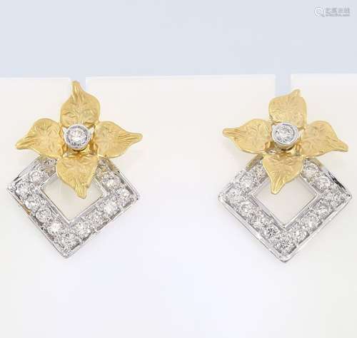 IGI Certified 18 K / 750 Yellow Gold Diamond Earrings