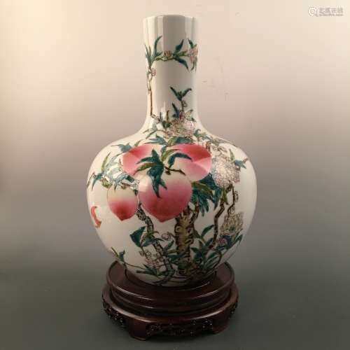 Chinese Famille Rose 'Peach' Globular Vase, Qianlong Mark