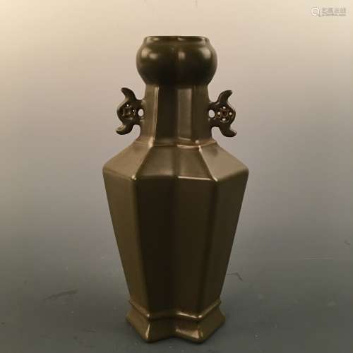 Chinese Teadust Glazed Vase, Qianlong Mark