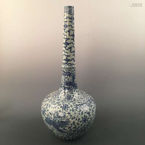 Chinese Blue-White 'Phoenix' Vase, Chenghua Mark