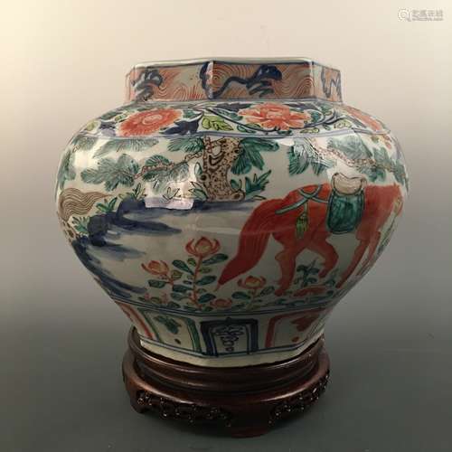 Chinese Wucai 'Figures' Jar, Zhang Wenjing Signature