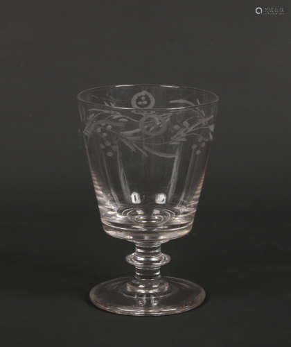 An English glass rummer engraved with a trailing band of flowers and with a knopped stem c1800, 13.