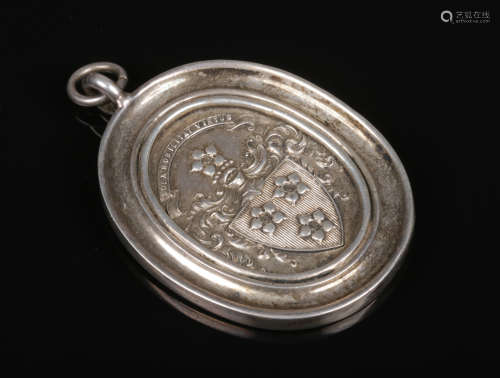 A Scottish sterling silver armorial medallion. Cast with the official blazon of the Hamilton family,