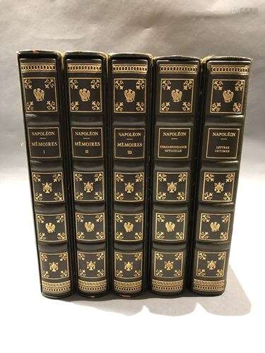 Napoléon. Mémoires. 3 volumes sous emboitage. Club…