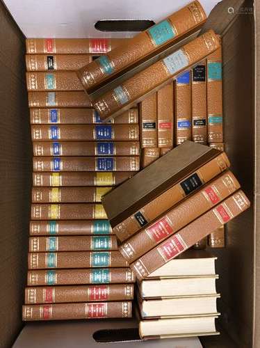 Lot de 36 volumes. Edition de l'érable.