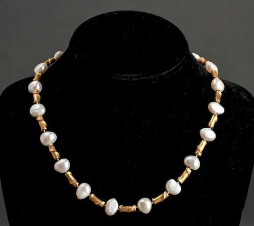 18K Yellow Gold & Freshwater Pearls Necklace