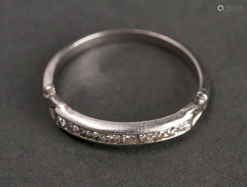 Edwardian Platinum & Diamonds Ring