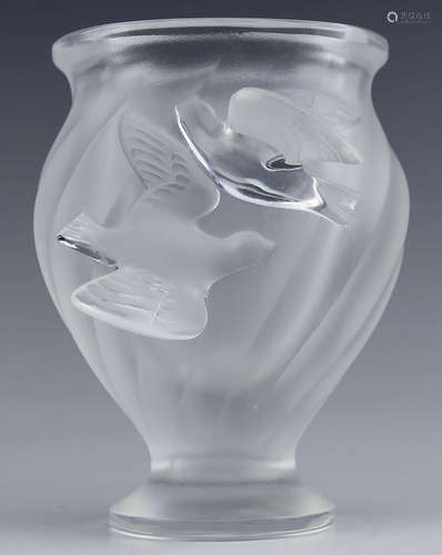 Lalique Rosine Doves French Art Glass Crystal Vase