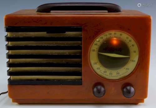 Art Deco Butterscotch Amber Bakelite Emerson Radio