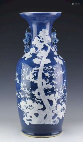 Vintage Chinese Export Blue White Porcelain Vase