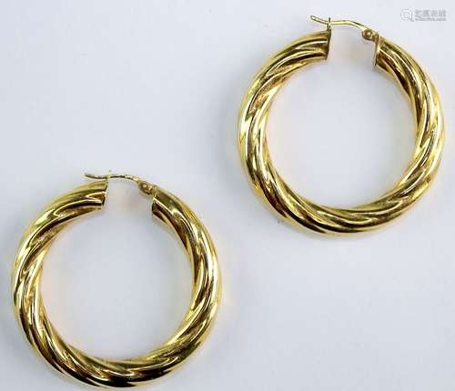 Ladies Classic Large 14K Yellow Gold Hoop Earrings