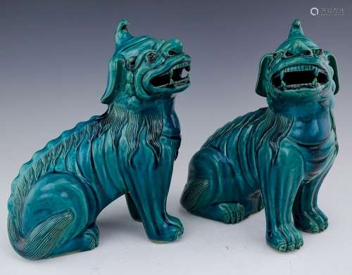 Pair VTG Chinese Export Blue Pottery Art Foo Dogs