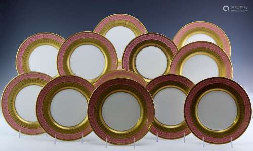 12 Royal Doulton Pink & Gold Gilt Luncheon Plates