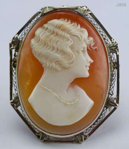 Vintage 14K White Gold Carved Shell Cameo Pendant