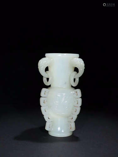 HETIAN JADE FLOWER VASE