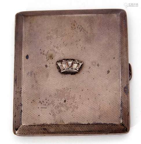 George V cigarette case of hinged and sprung rectangular form with all over engine turned decoration