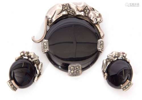 Vintage 925 marcasite and onyx panther brooch/pendant, together with matching earrings with clip