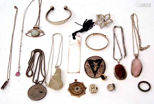 Tray of mainly white metal jewellery to include Siamese brooch, pendants, bracelets etc