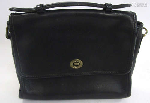 Coach ladies black leather handbag ref no 6U-9870