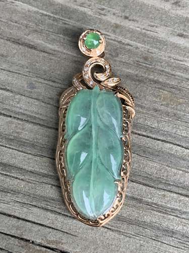 Green Jadeite Leaf Shaped 18K Gold Pendant