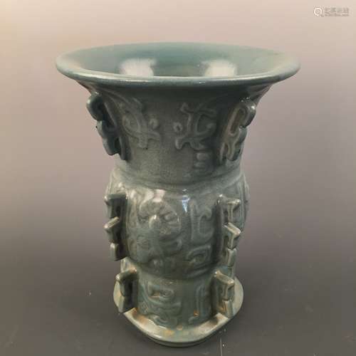 Chinese Celdon Glazed Vase, Kangxi Mark