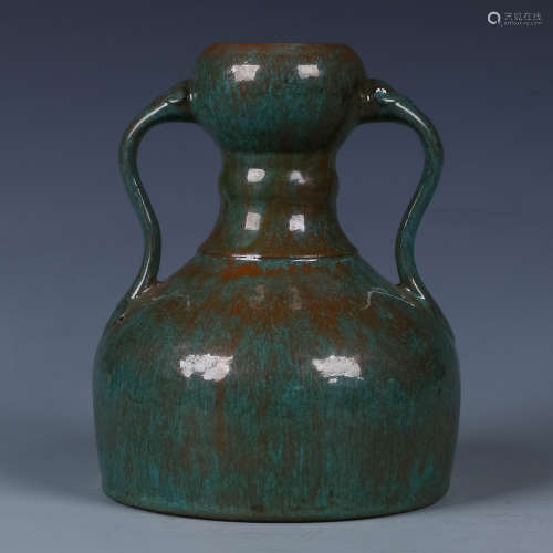 A Chinese Jun-Type Glazed Porcelain Vase