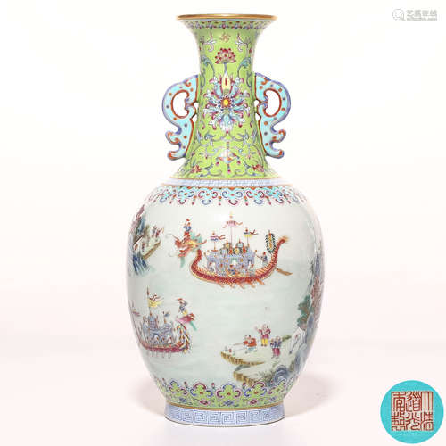 A Chinese Famille-Rose Porcelain Vase