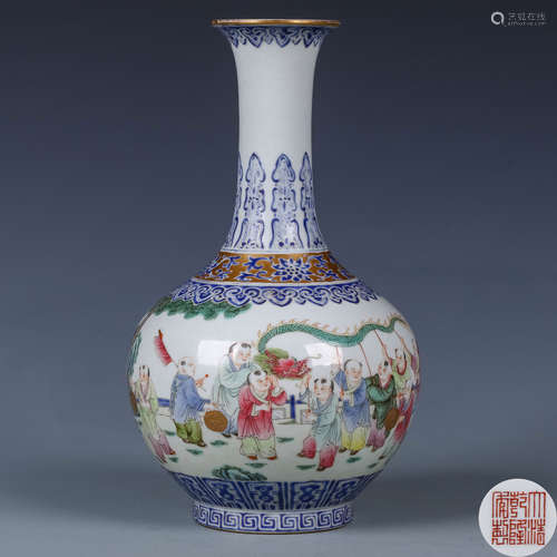 A Chinese Famille-Rose Porcelain Vase