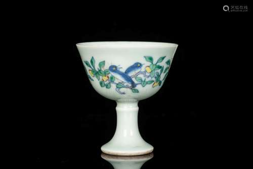 A FINE DOUCAI BIRD CUP